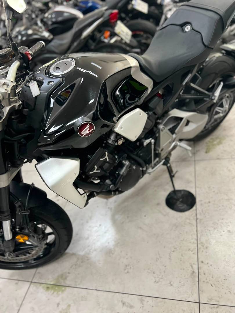 HONDA CB 1000R ABS