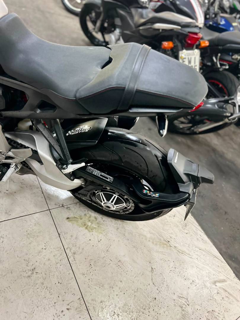 HONDA CB 1000R ABS