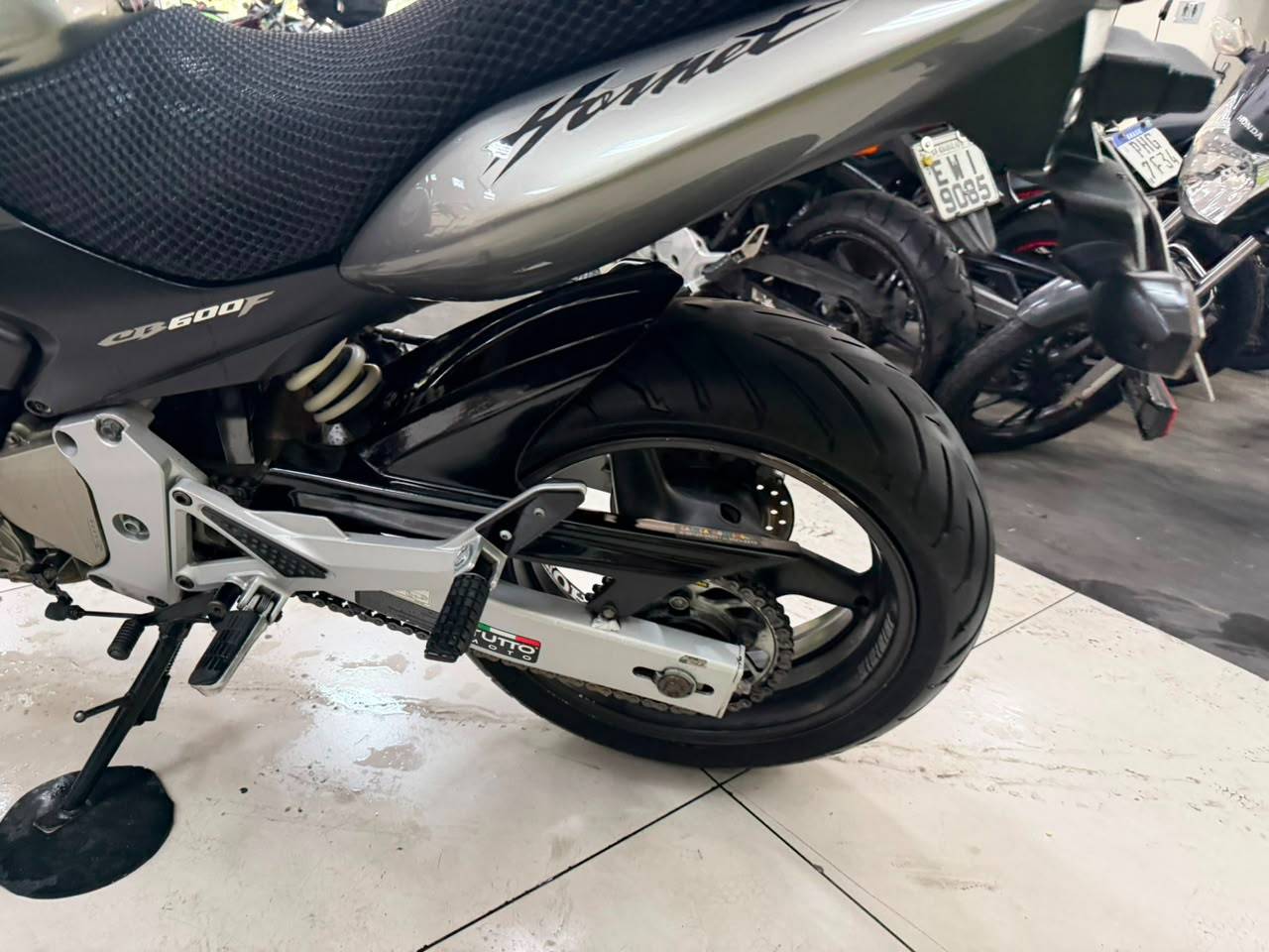 HONDA CB 600F HORNET
