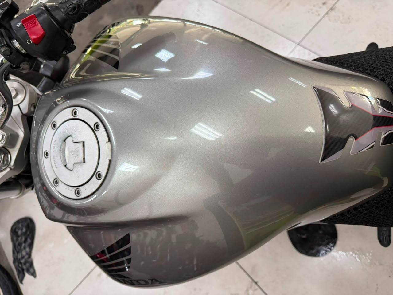 HONDA CB 600F HORNET
