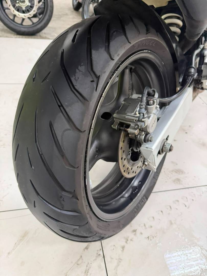 HONDA CB 600F HORNET