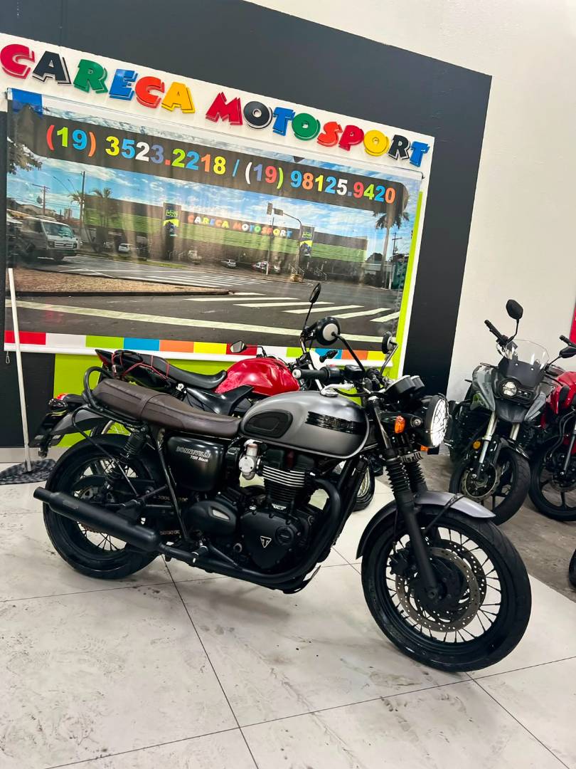 TRIUMPH BONNEVILLE T120 1200