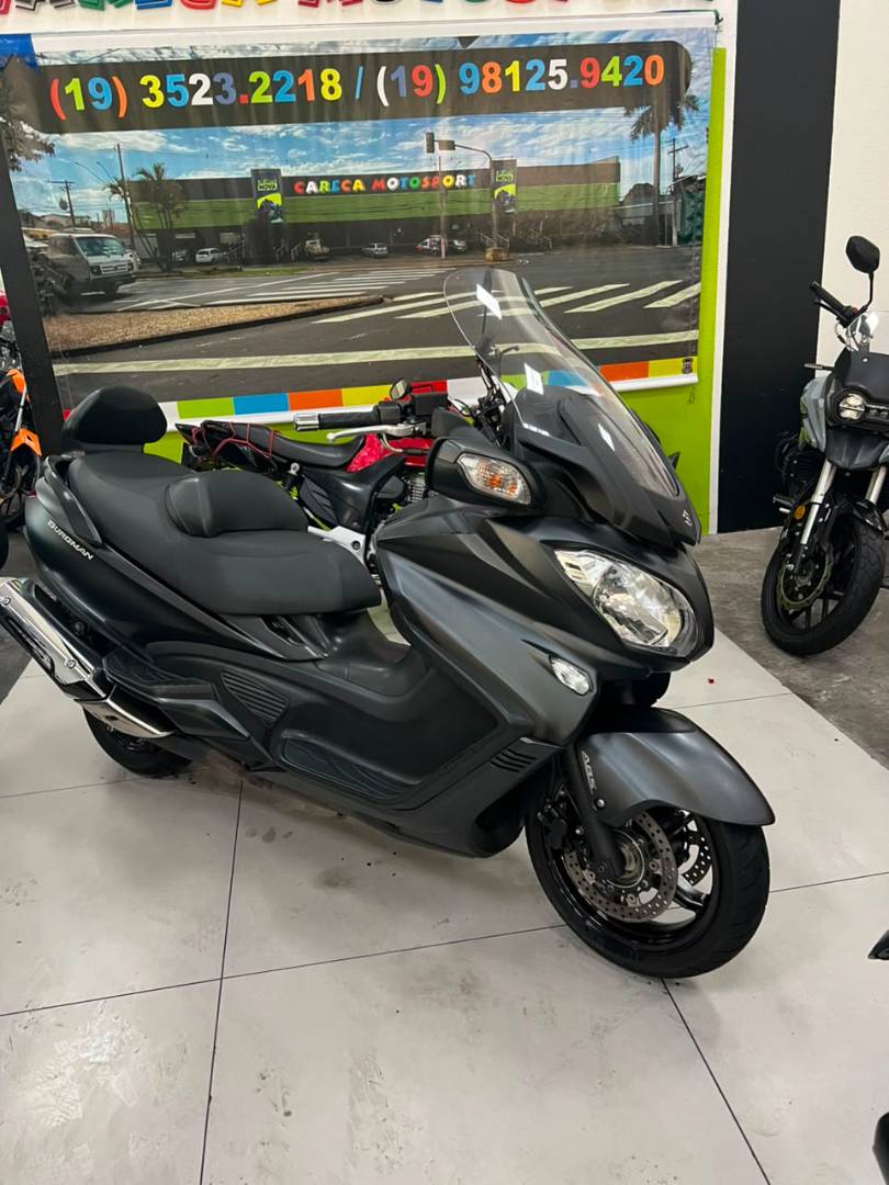 SUZUKI BURGMAN 650