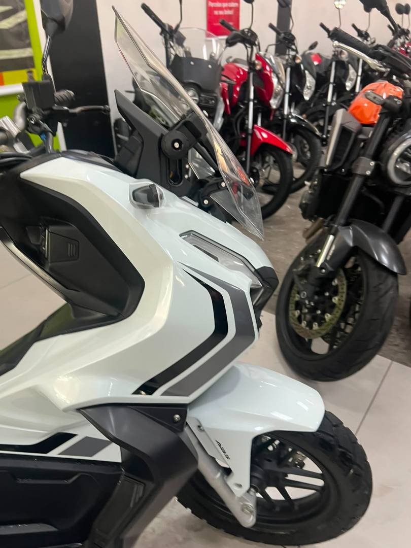 HONDA ADV 150