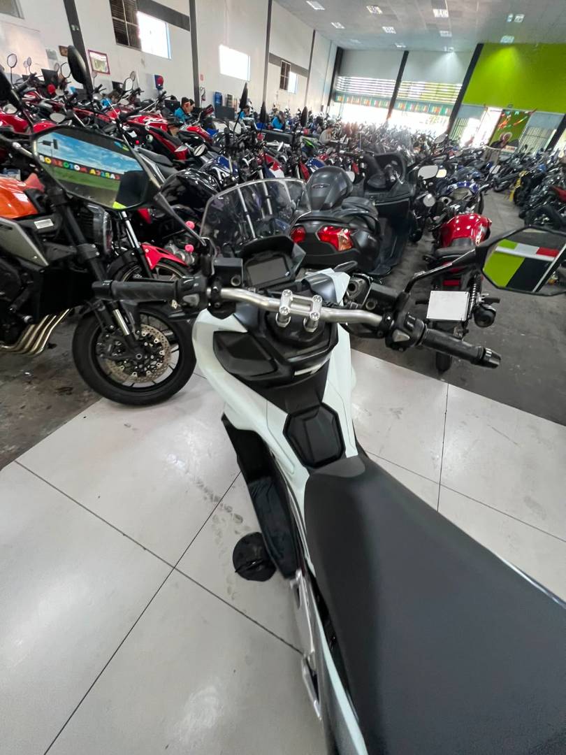 HONDA ADV 150