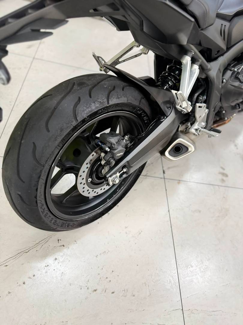 HONDA CB 650 R ABS