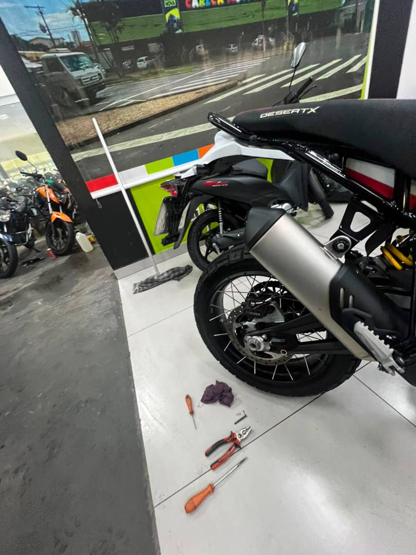 DUCATI DESERT X
