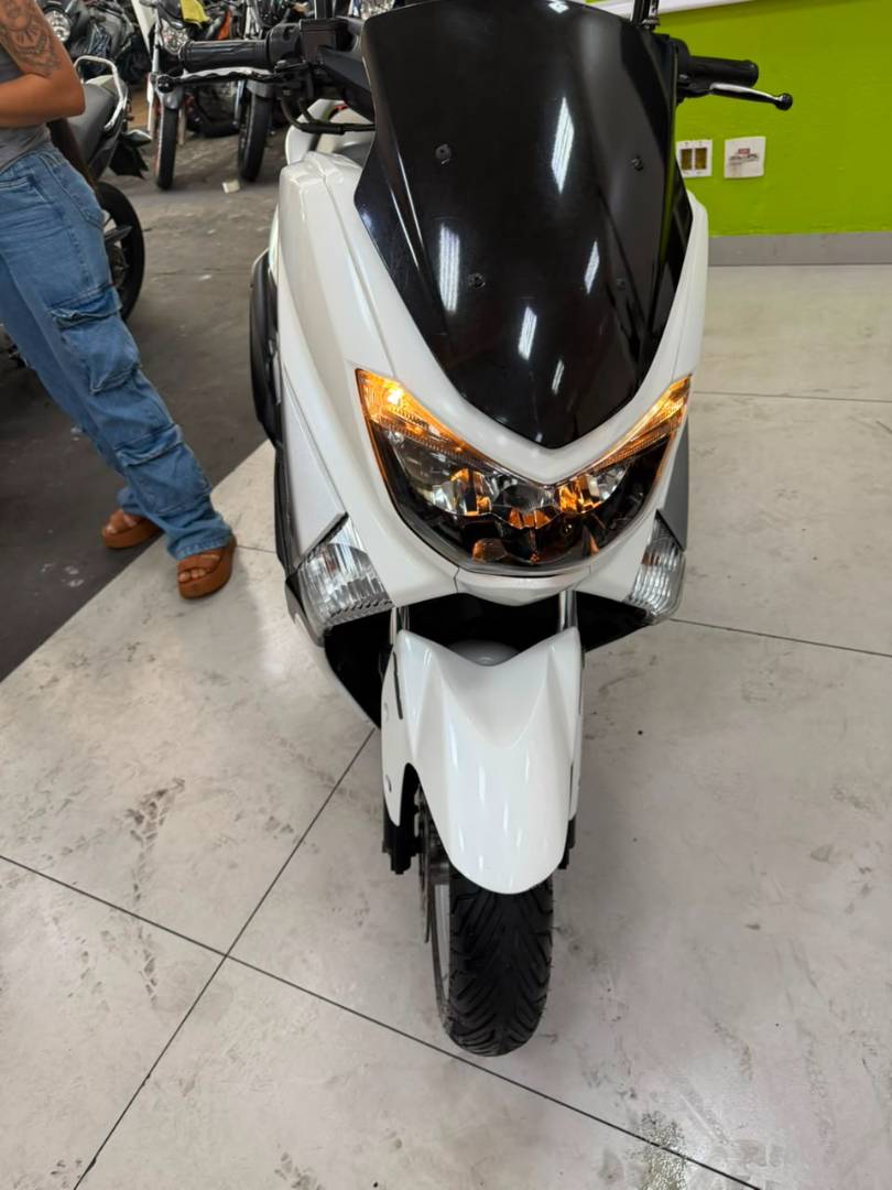 YAMAHA NMAX 160 ABS