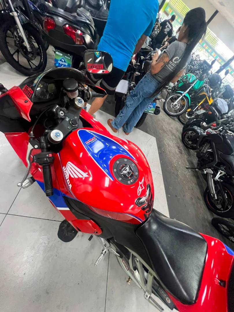 HONDA CBR 600RR