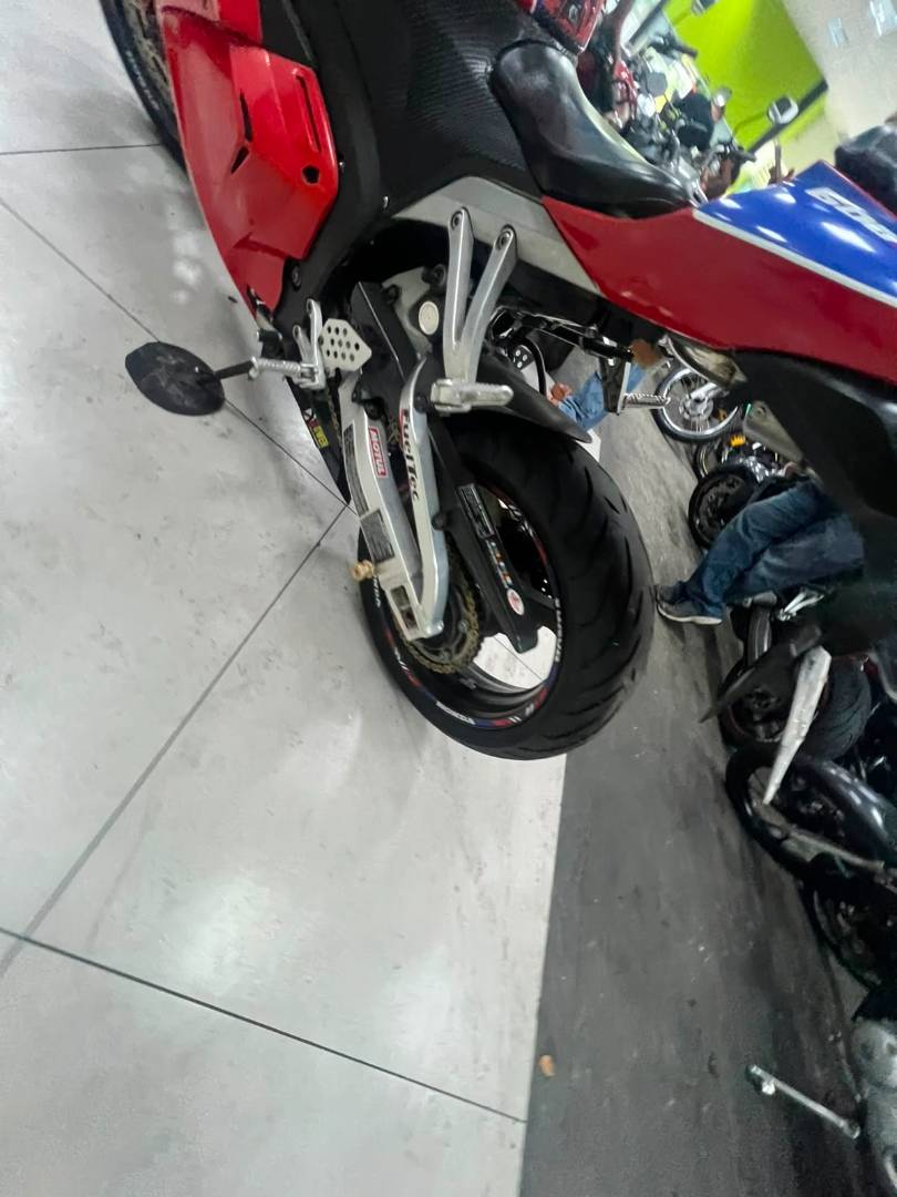 HONDA CBR 600RR