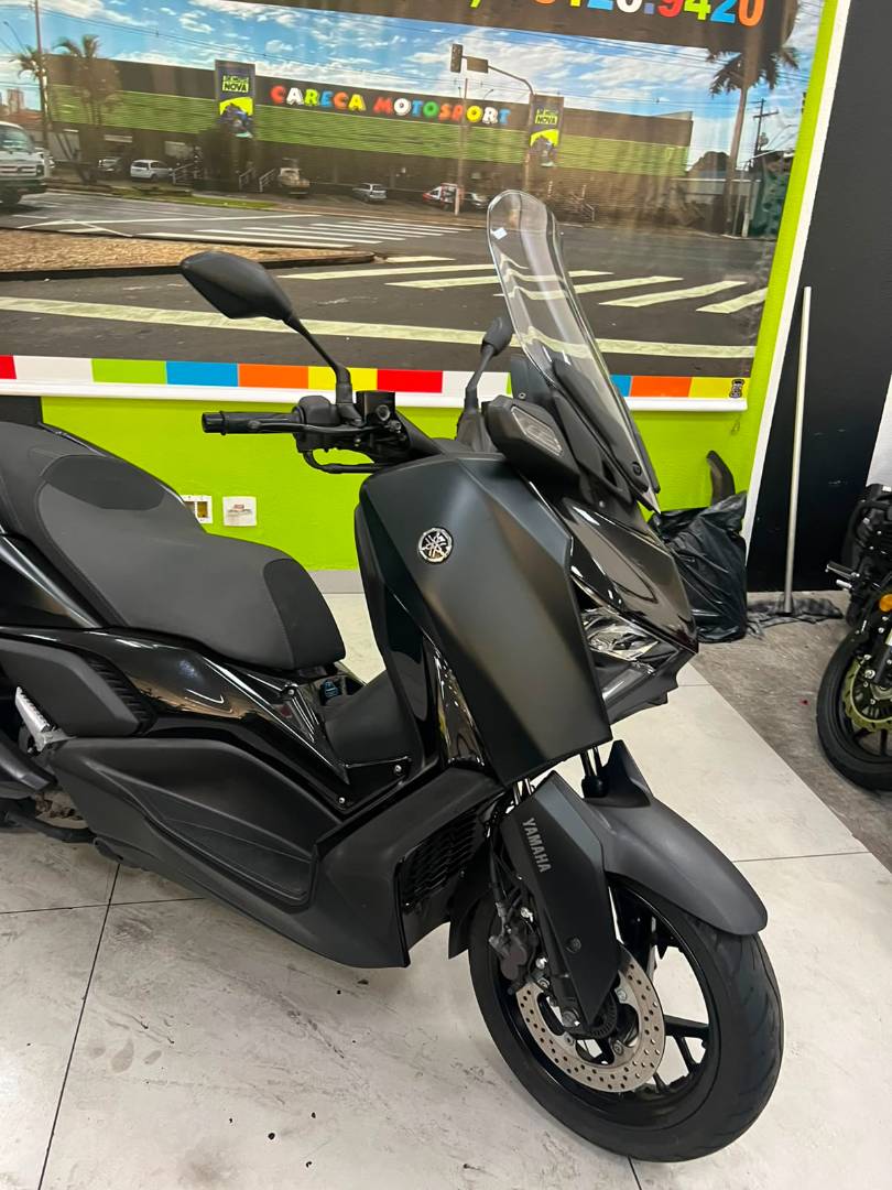 YAMAHA XMAX 250 CONNECTED ABS
