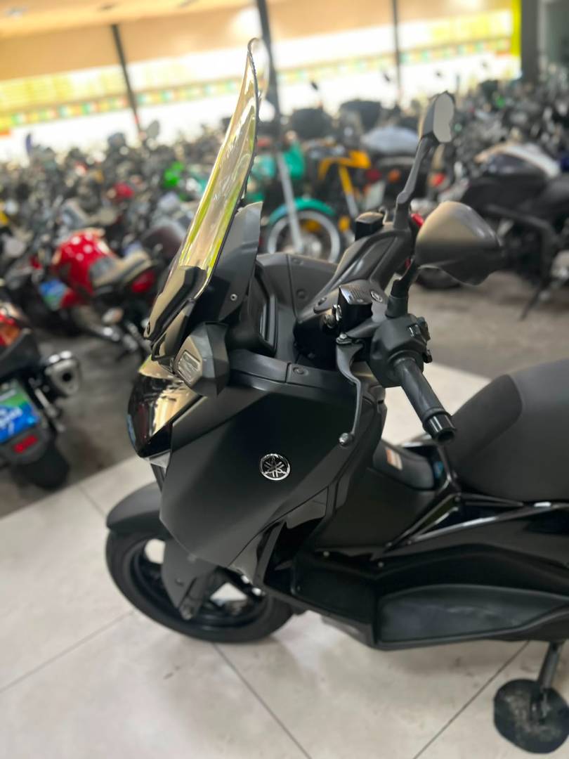 YAMAHA XMAX 250 CONNECTED ABS