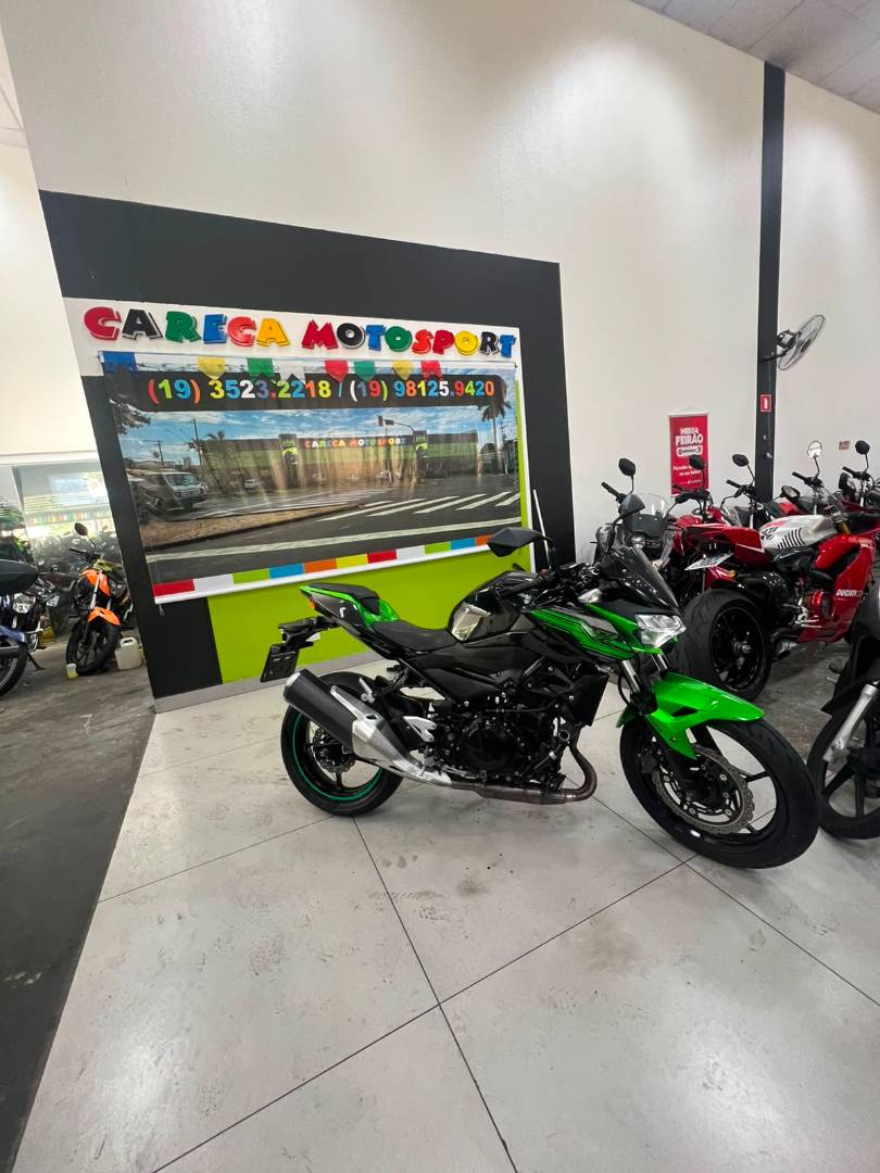 KAWASAKI Z400