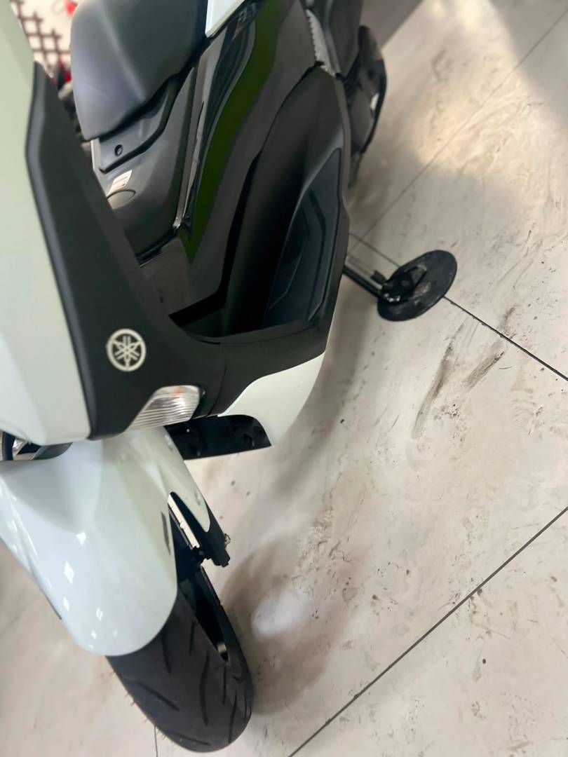 YAMAHA NMAX 160 ABS