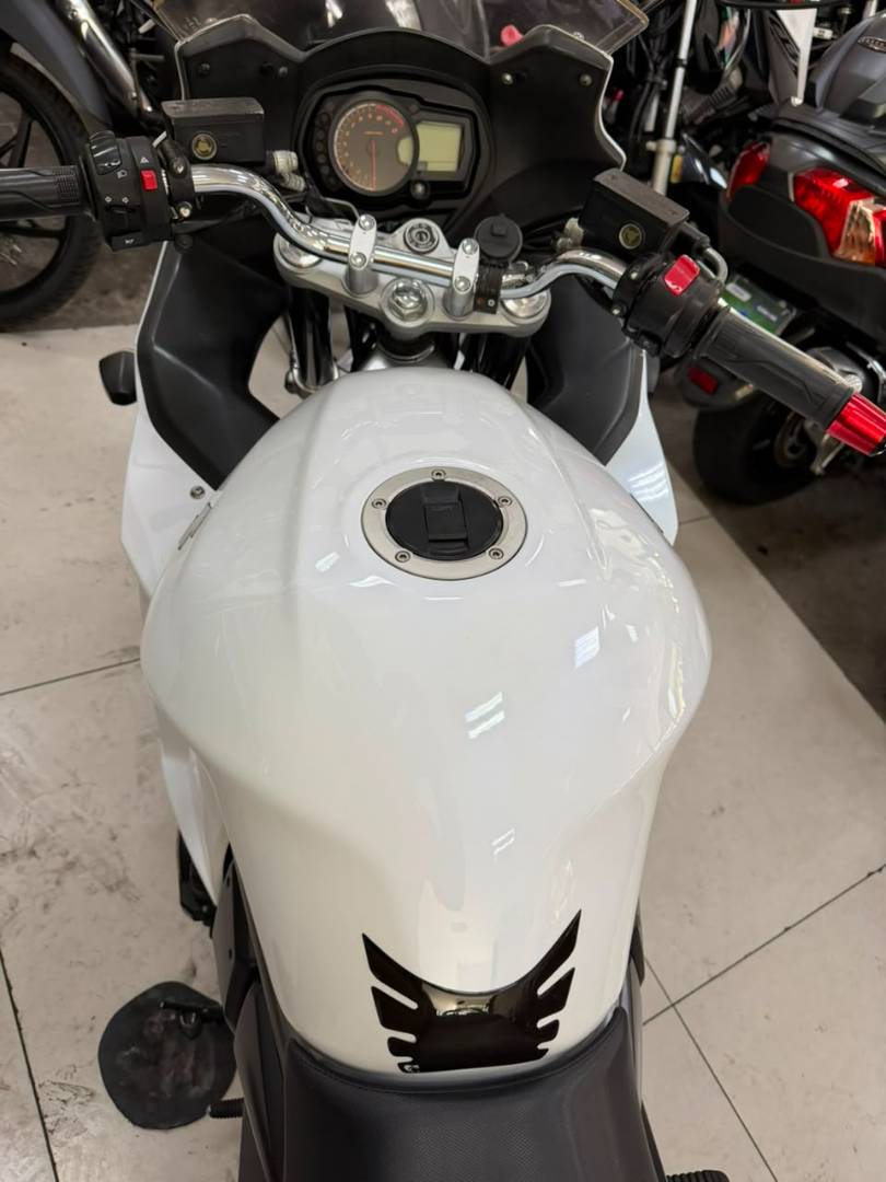 SUZUKI GSX 1250 FA