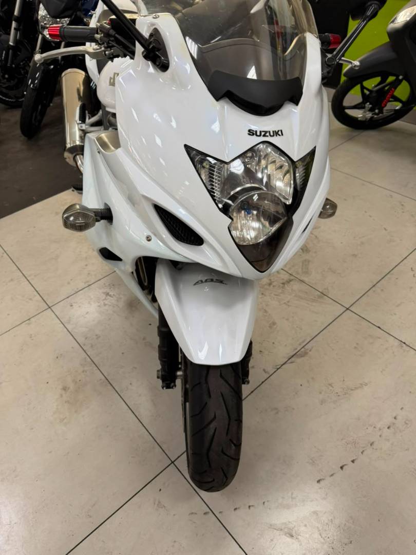SUZUKI GSX 1250 FA