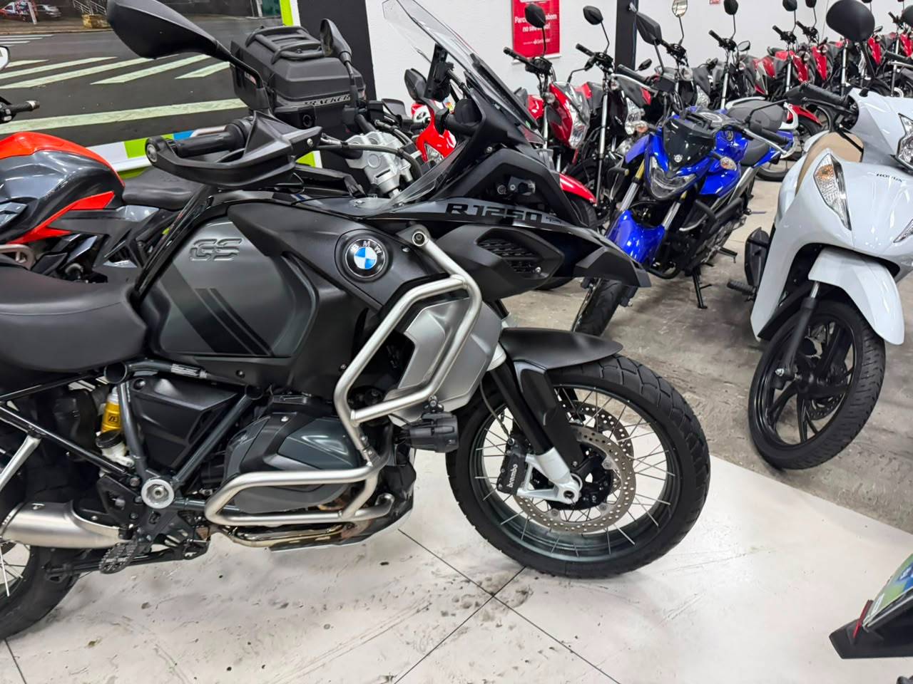 BMW R 1250 GS ADVENTURE TRIPLE BLACK