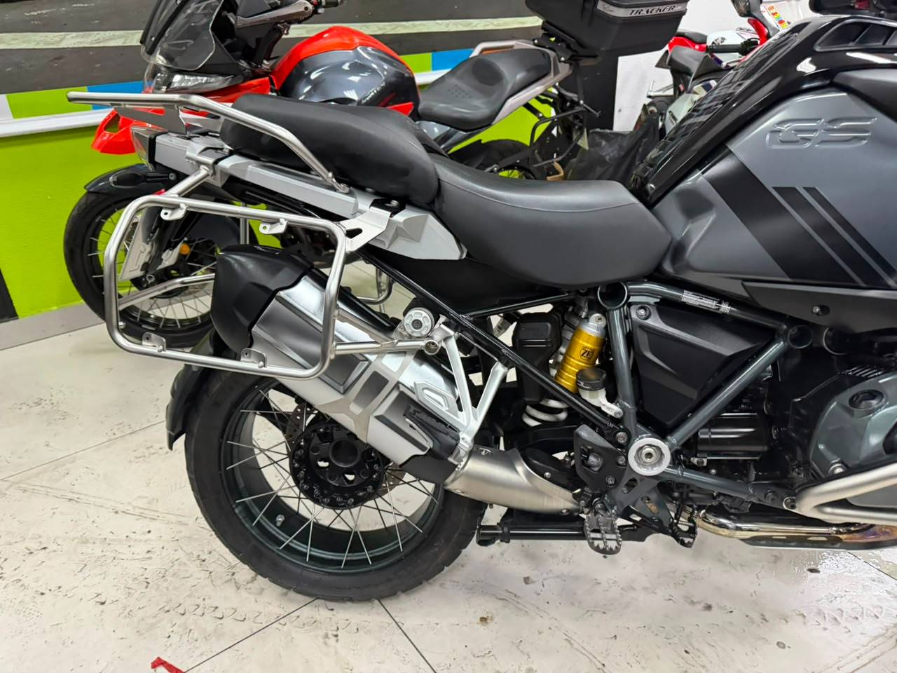 BMW R 1250 GS ADVENTURE TRIPLE BLACK