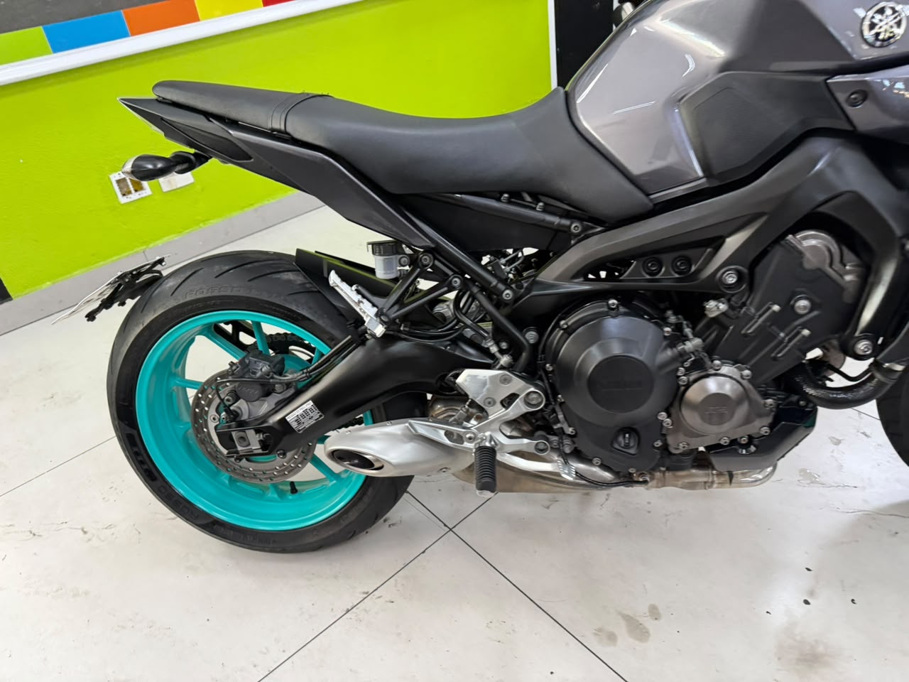 YAMAHA MT-09