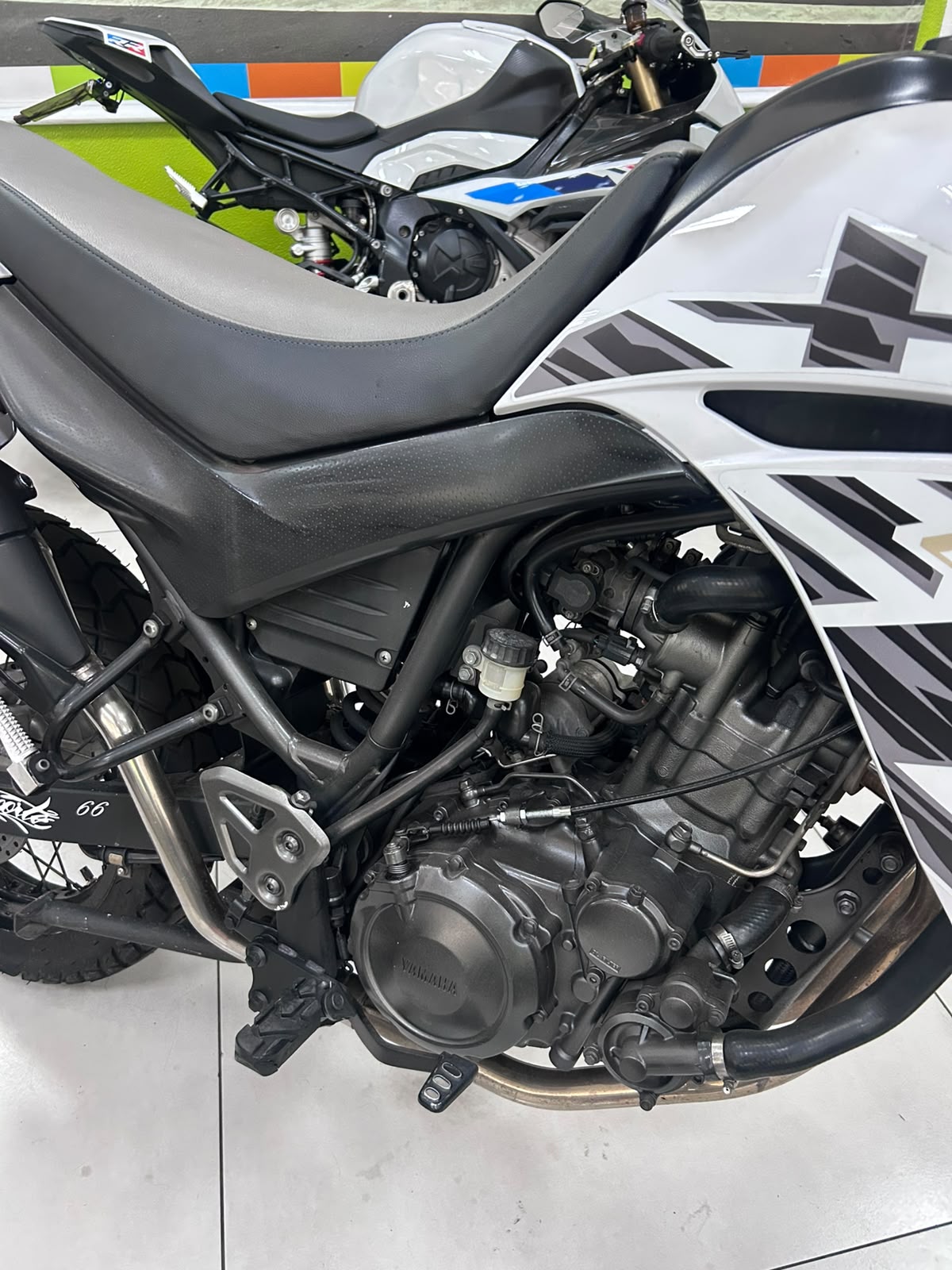 YAMAHA XT 660 R