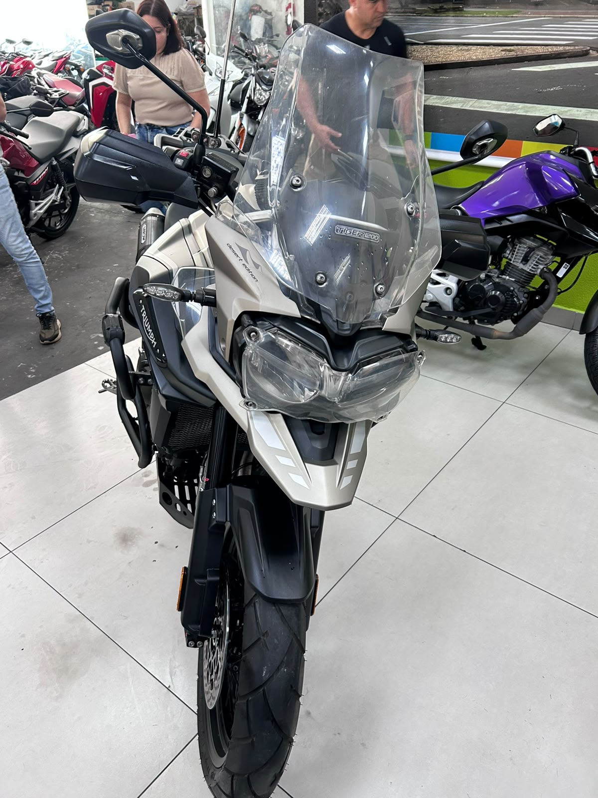 TRIUMPH TIGER 1200 DESERT EDITION