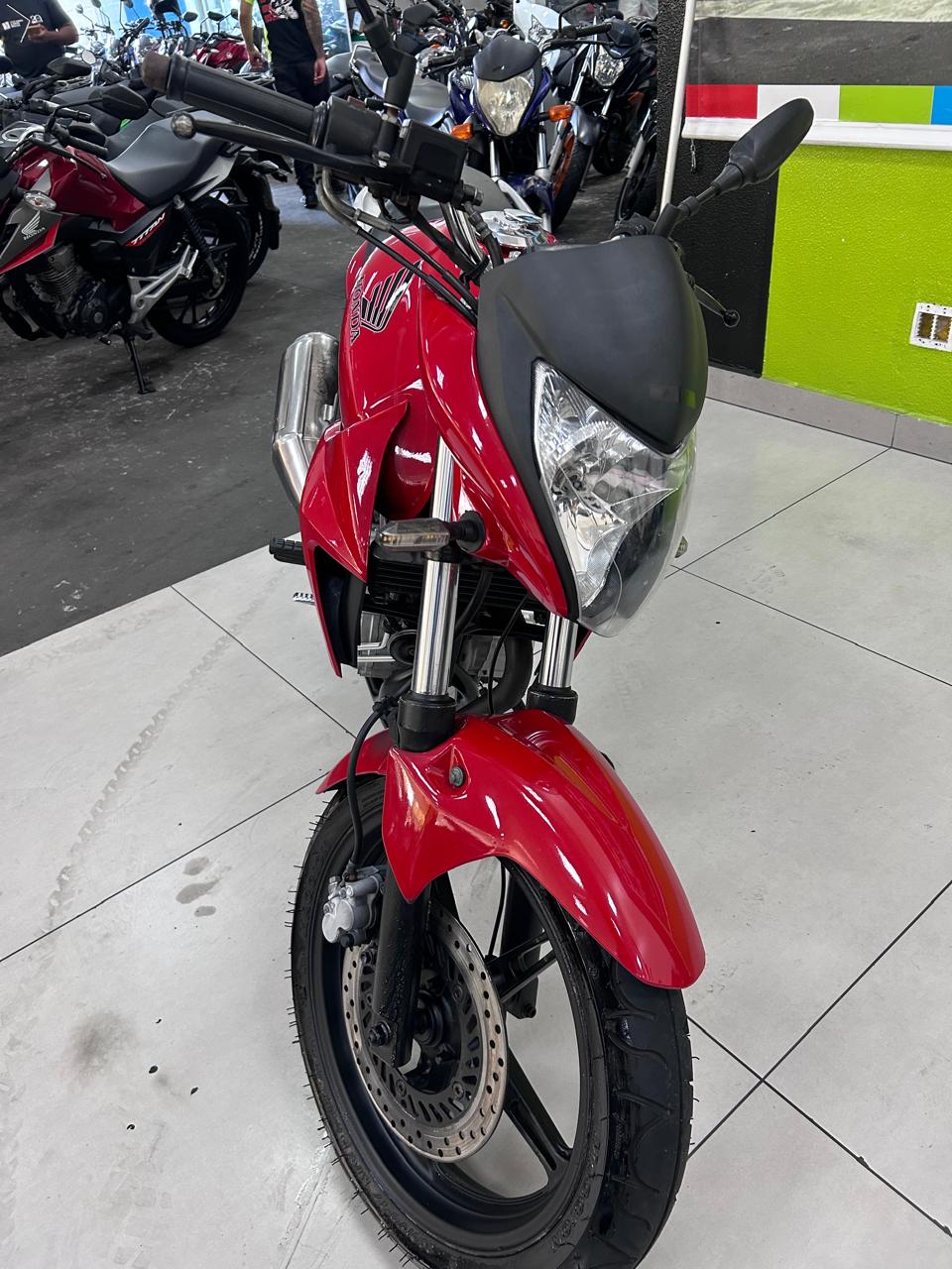 HONDA CB 300R
