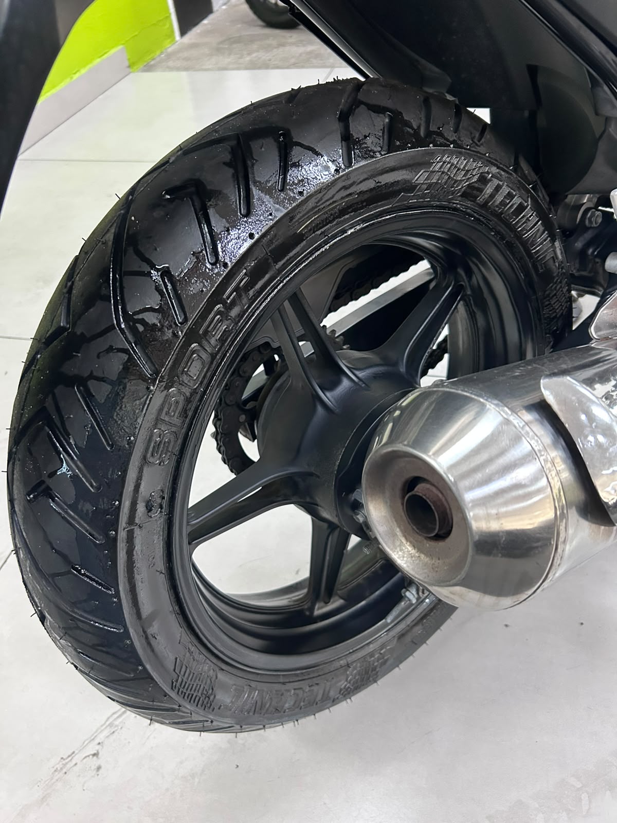 HONDA CB 300R