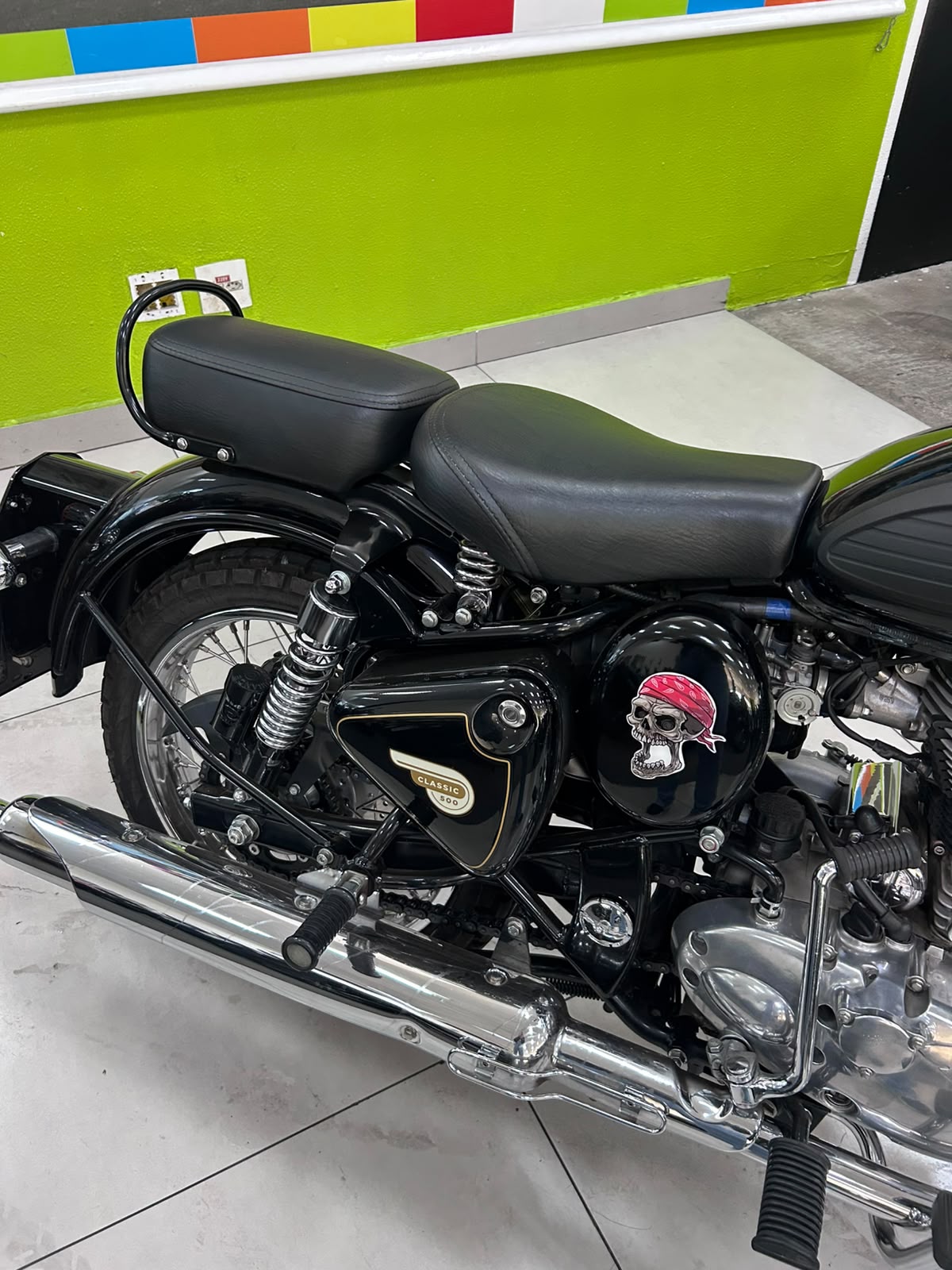 ROYAL ENFIELD CLASSIC 500