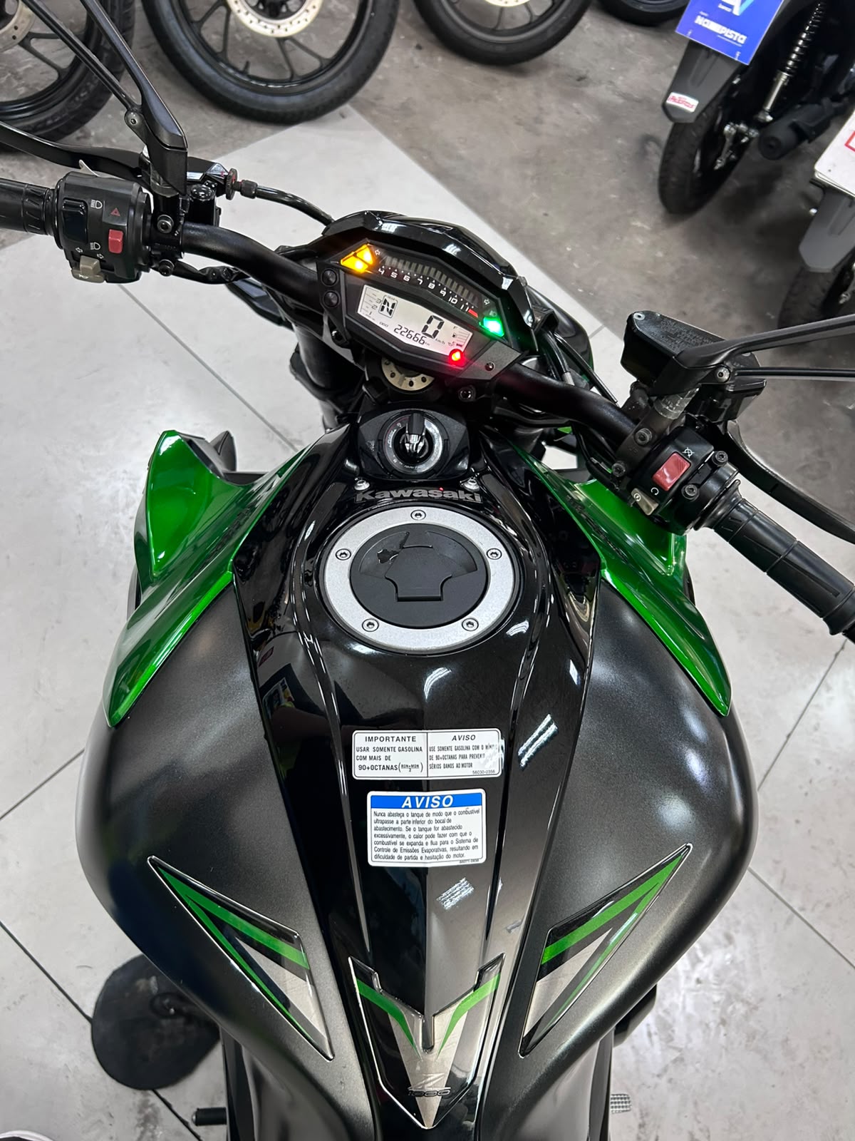 KAWASAKI Z1000 ABS