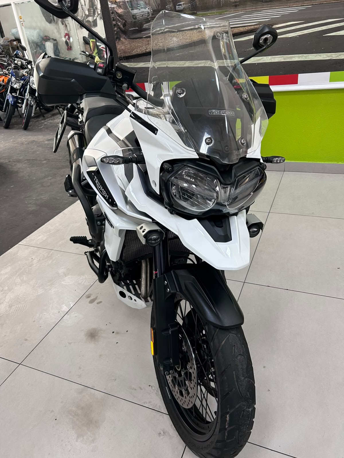 TRIUMPH TIGER 1200 XCX