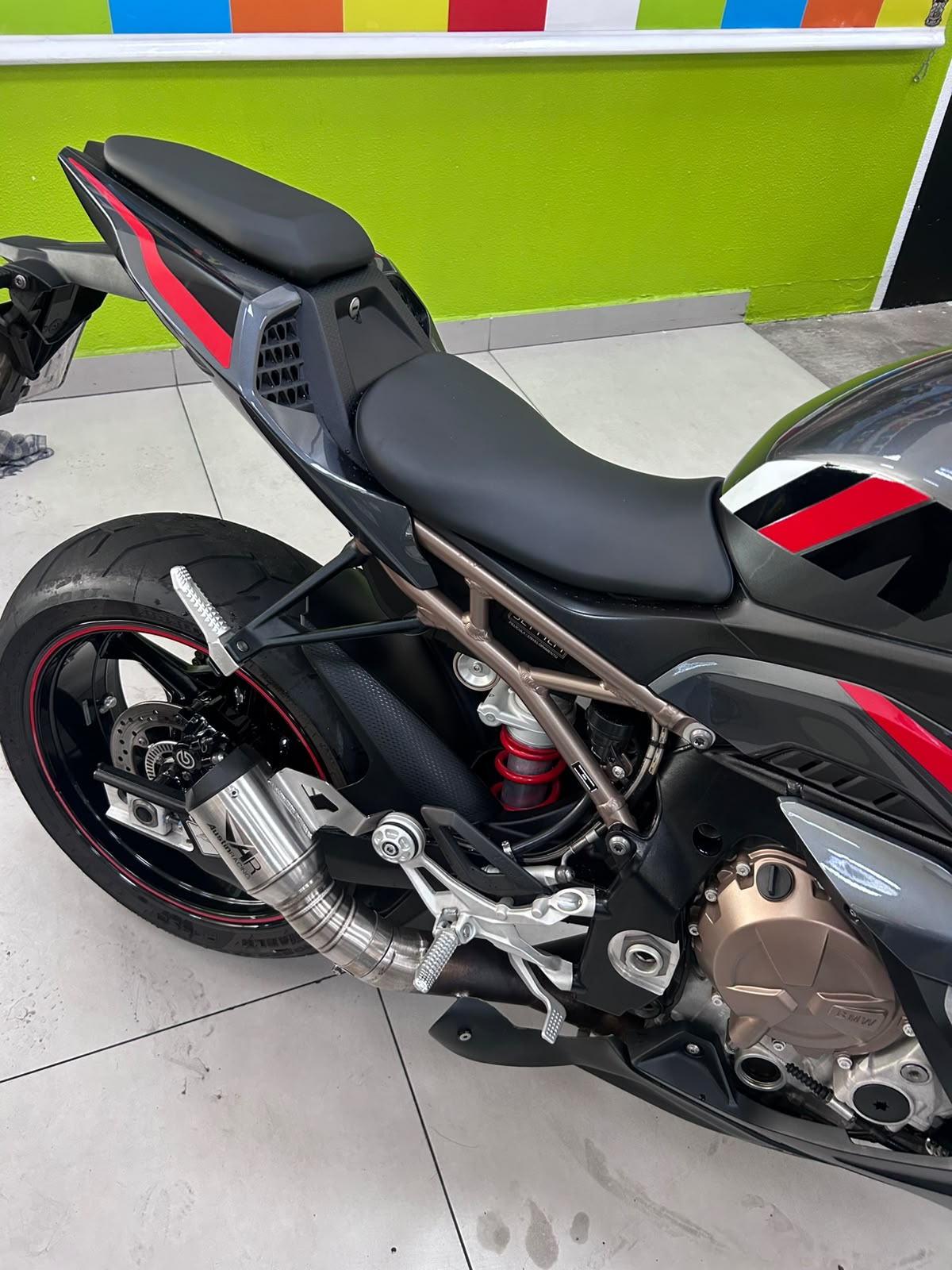 BMW S 1000 RR