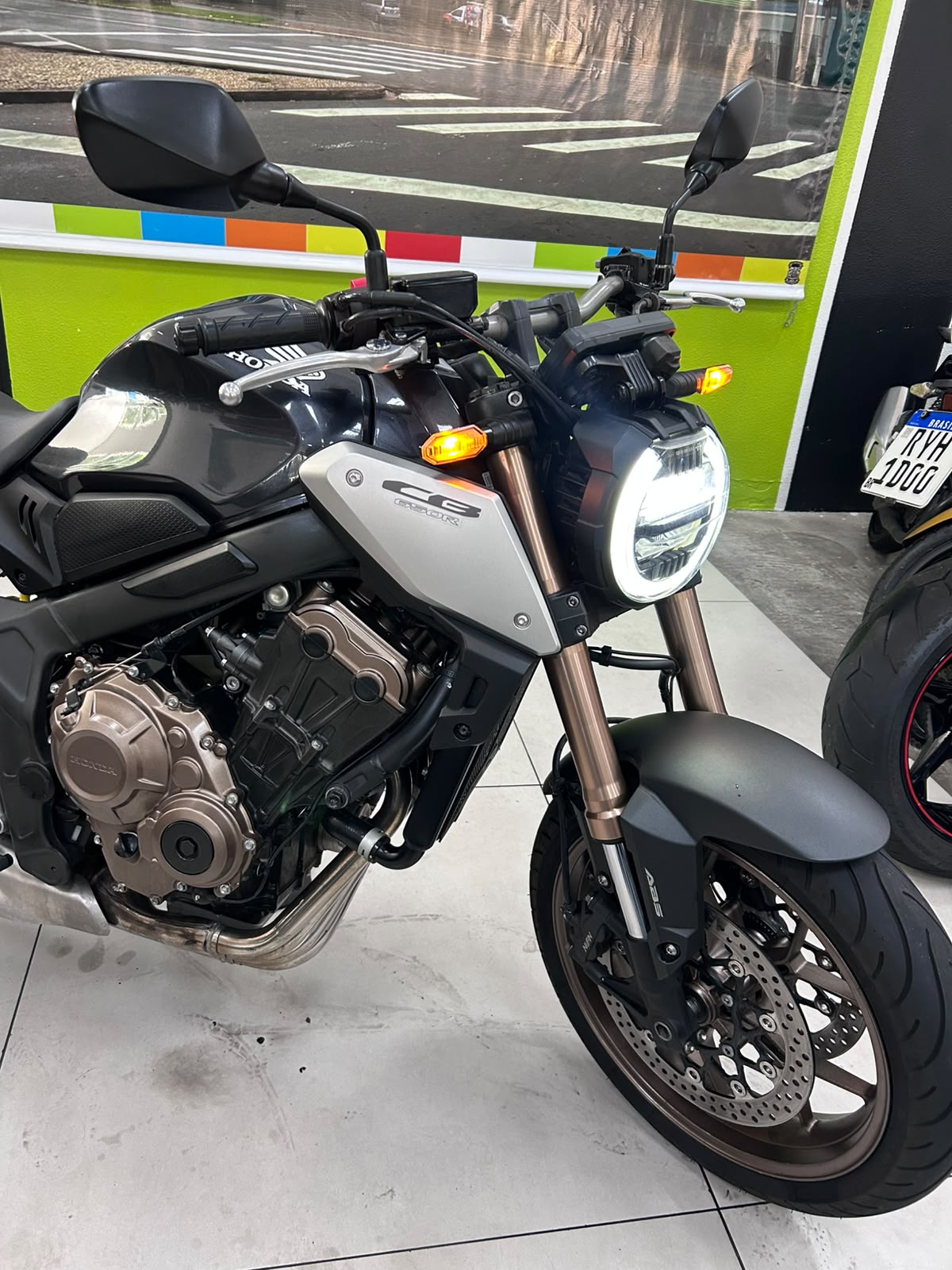 HONDA CBR 650 R