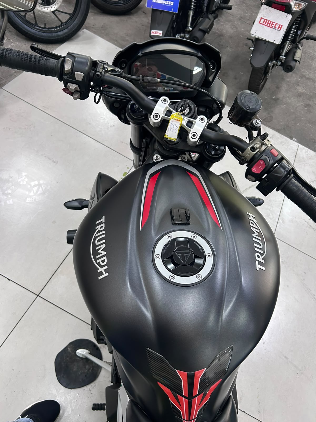TRIUMPH STREET TRIPLE 765 RS