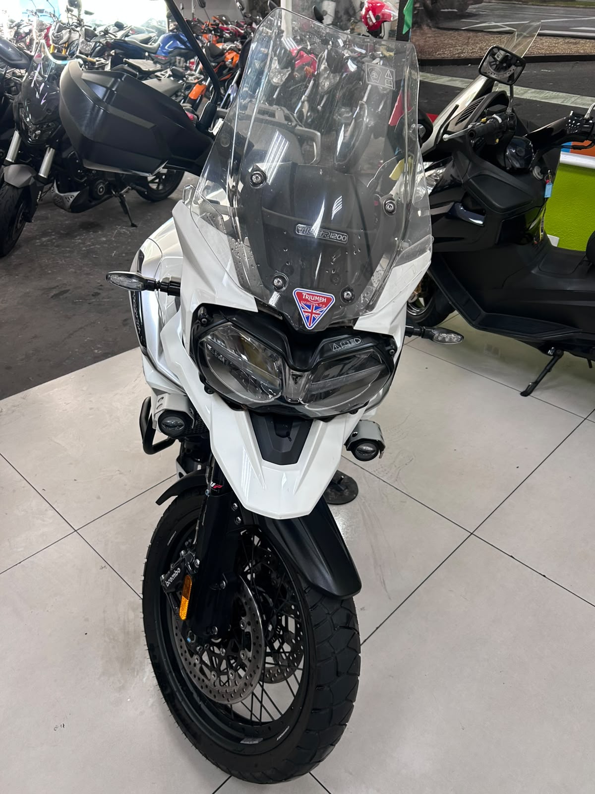 TRIUMPH TIGER 1200 XCX