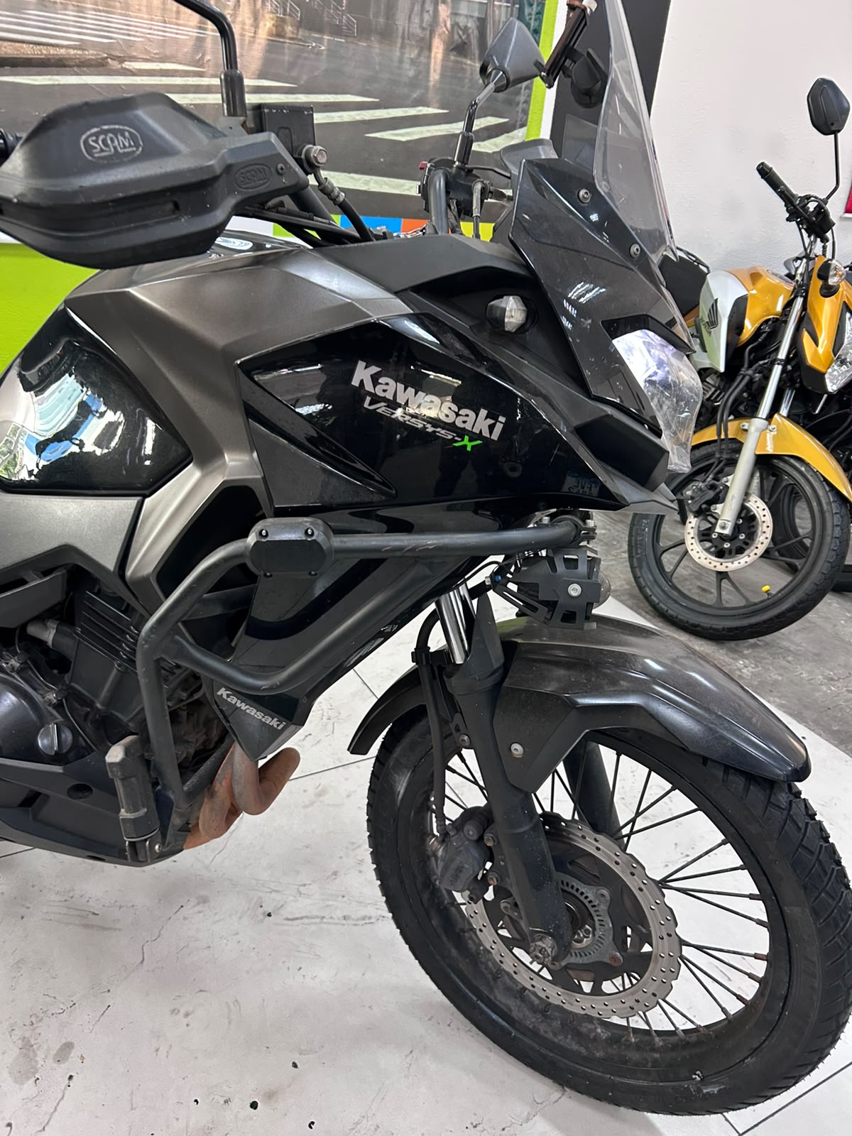 KAWASAKI VERSYS-X 300