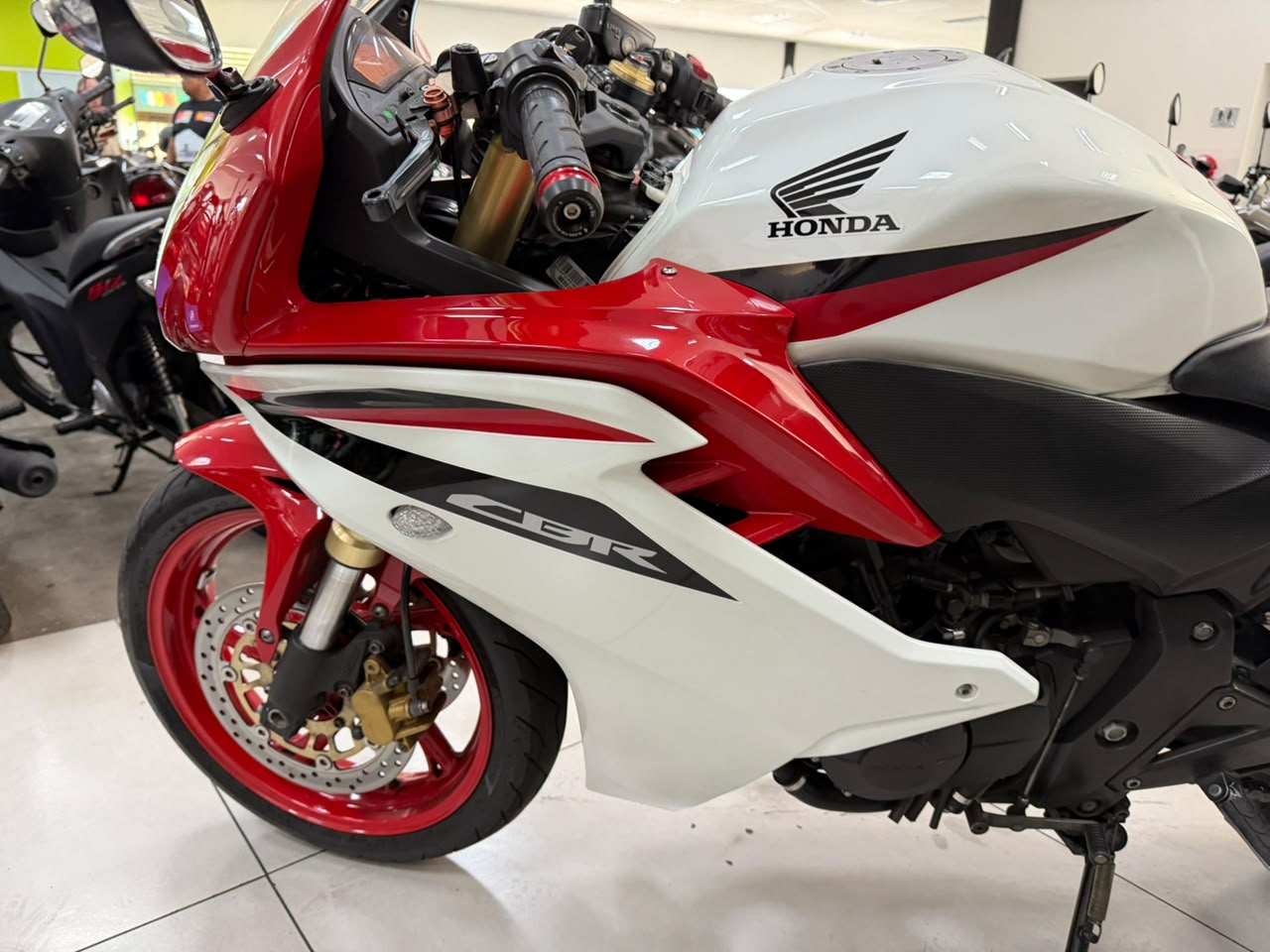 HONDA CBR 600RR