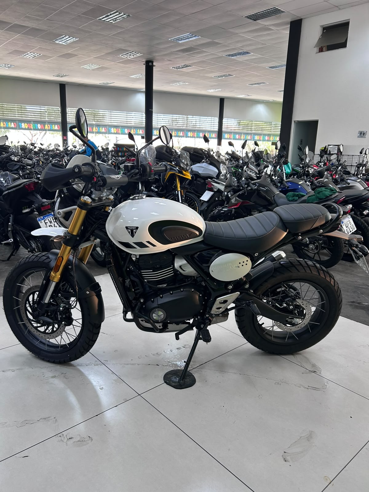TRIUMPH STREET SCRAMBLER