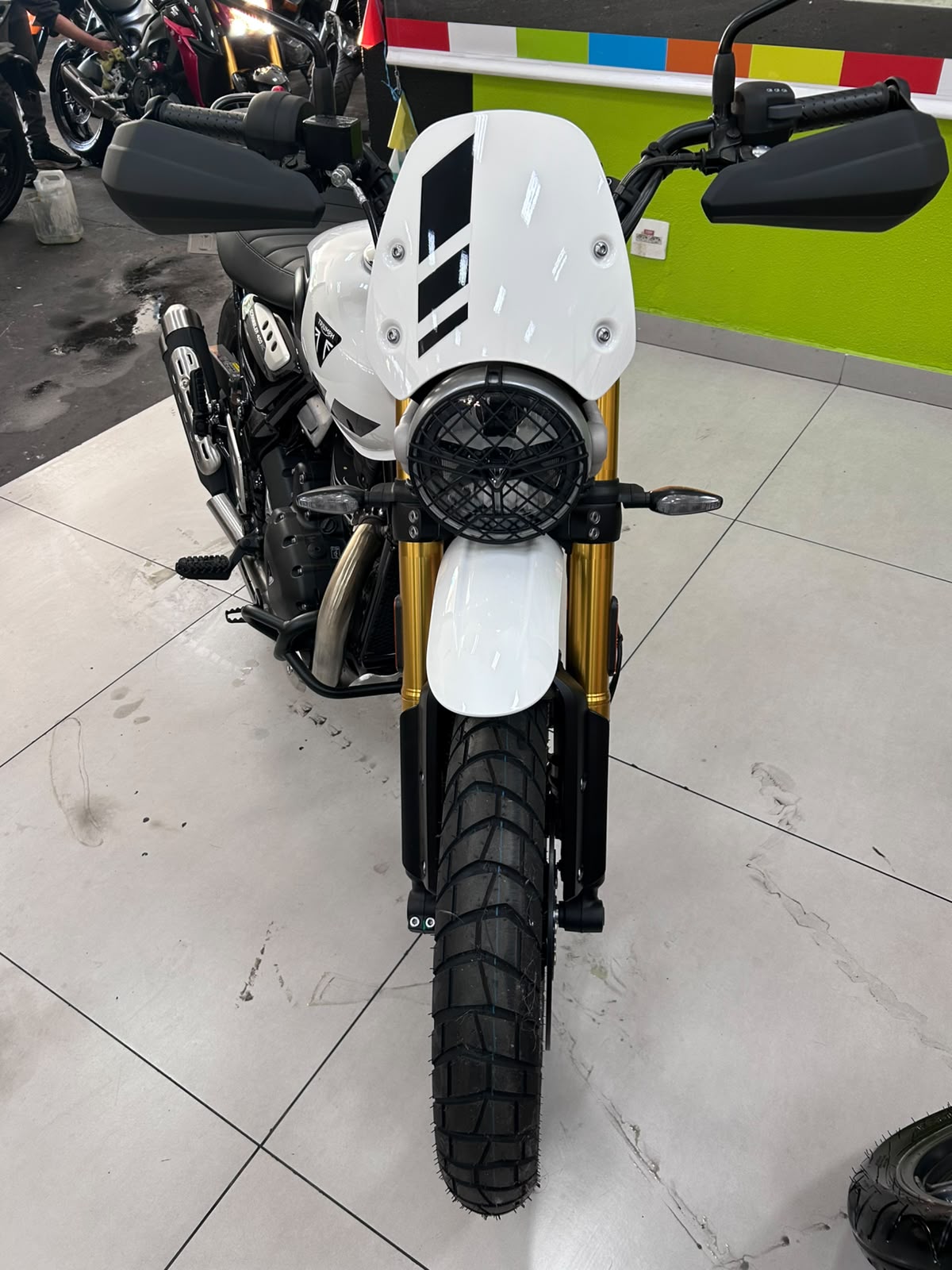 TRIUMPH STREET SCRAMBLER