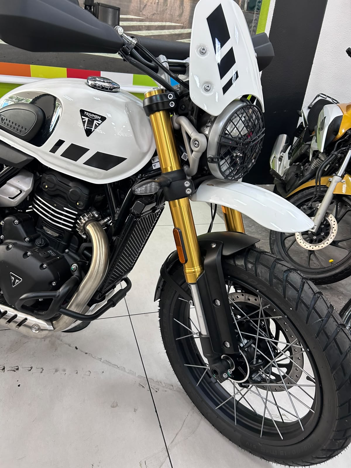 TRIUMPH STREET SCRAMBLER
