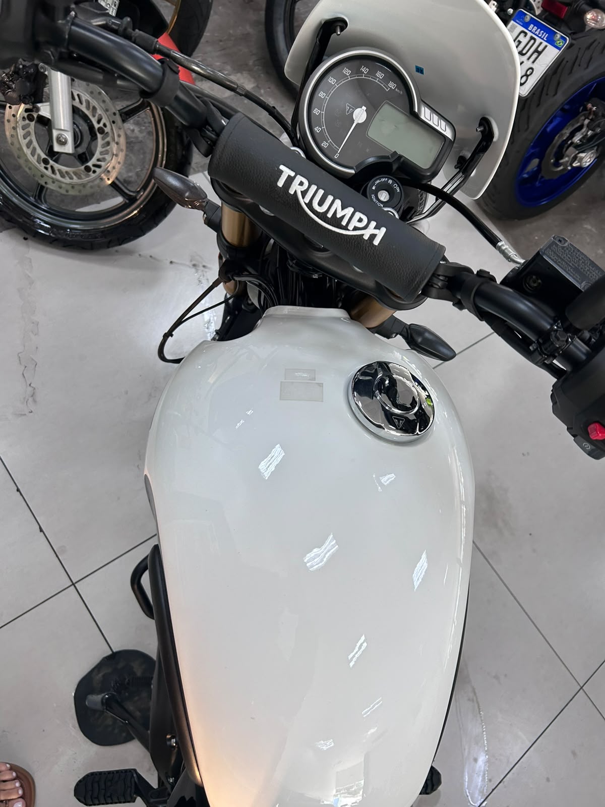 TRIUMPH STREET SCRAMBLER