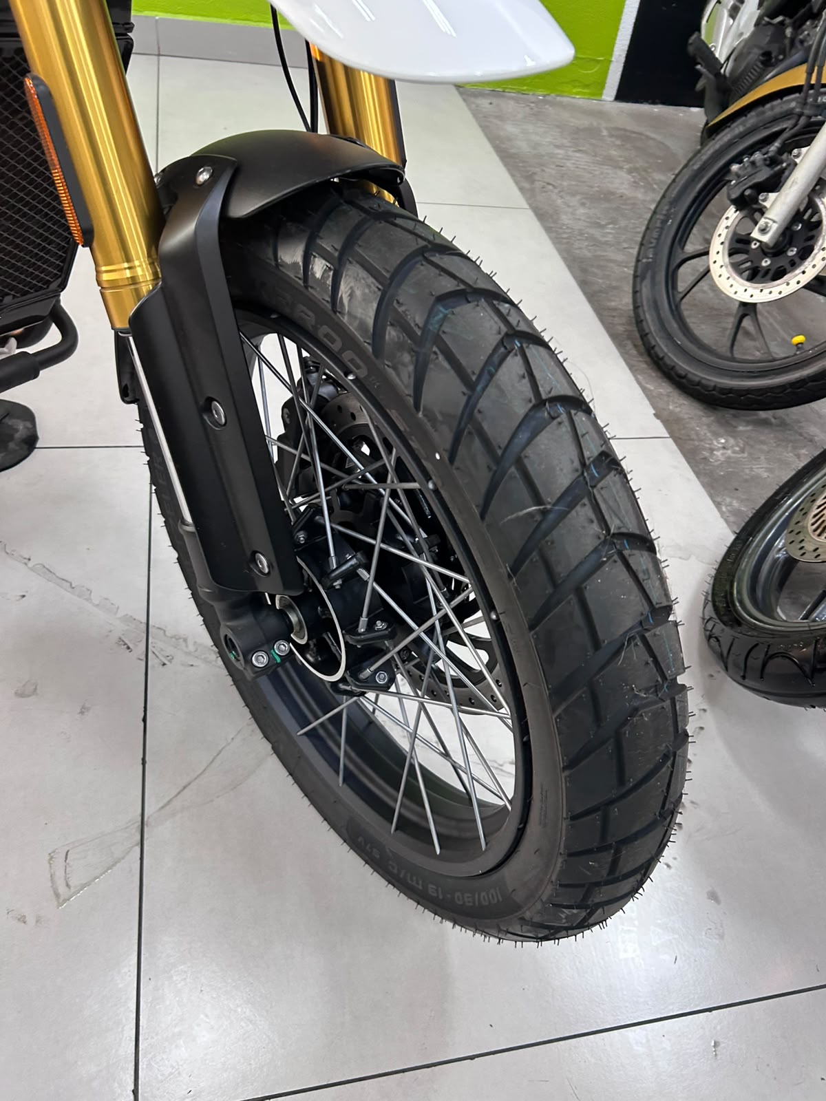TRIUMPH STREET SCRAMBLER