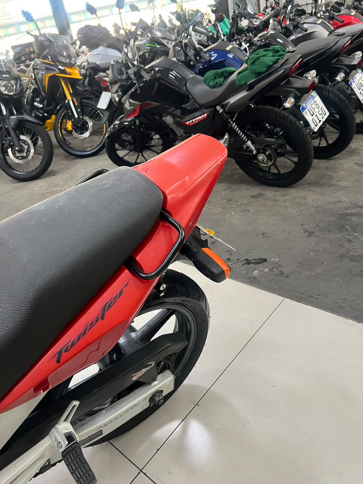 HONDA CBX 250 TWISTER