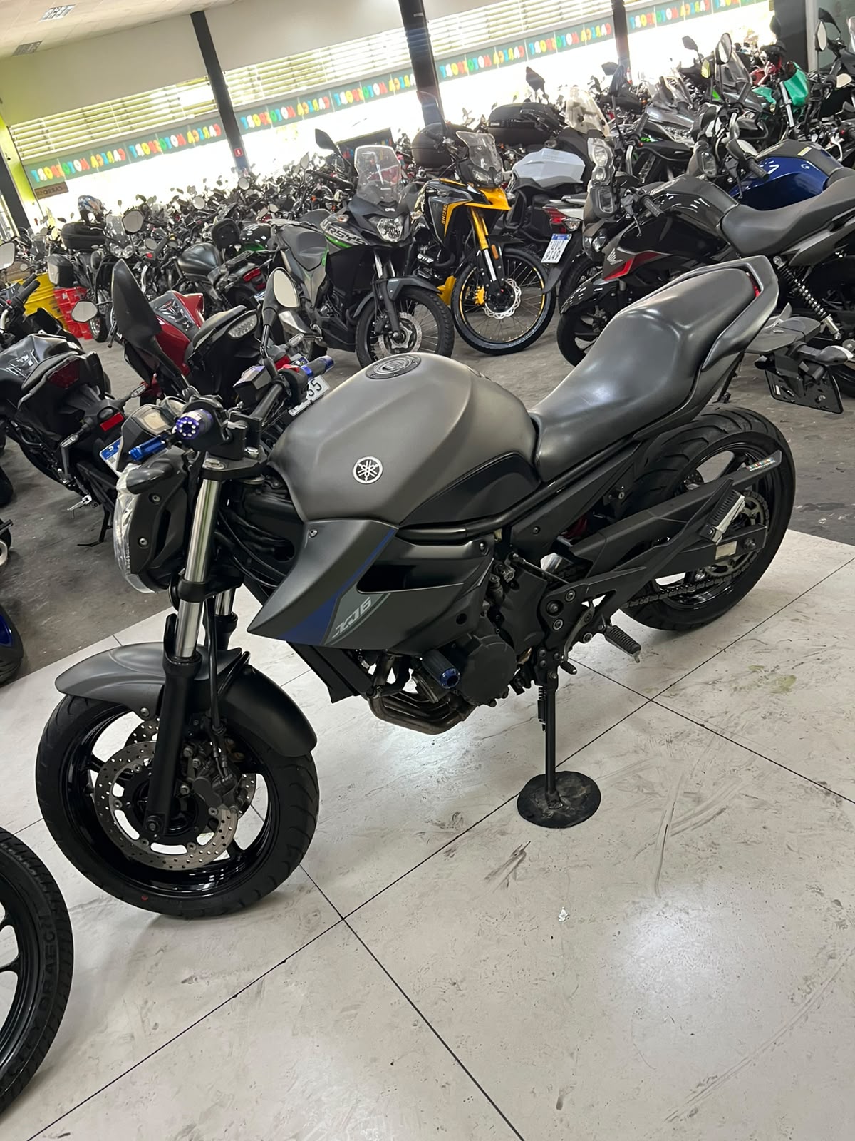 YAMAHA XJ6 N