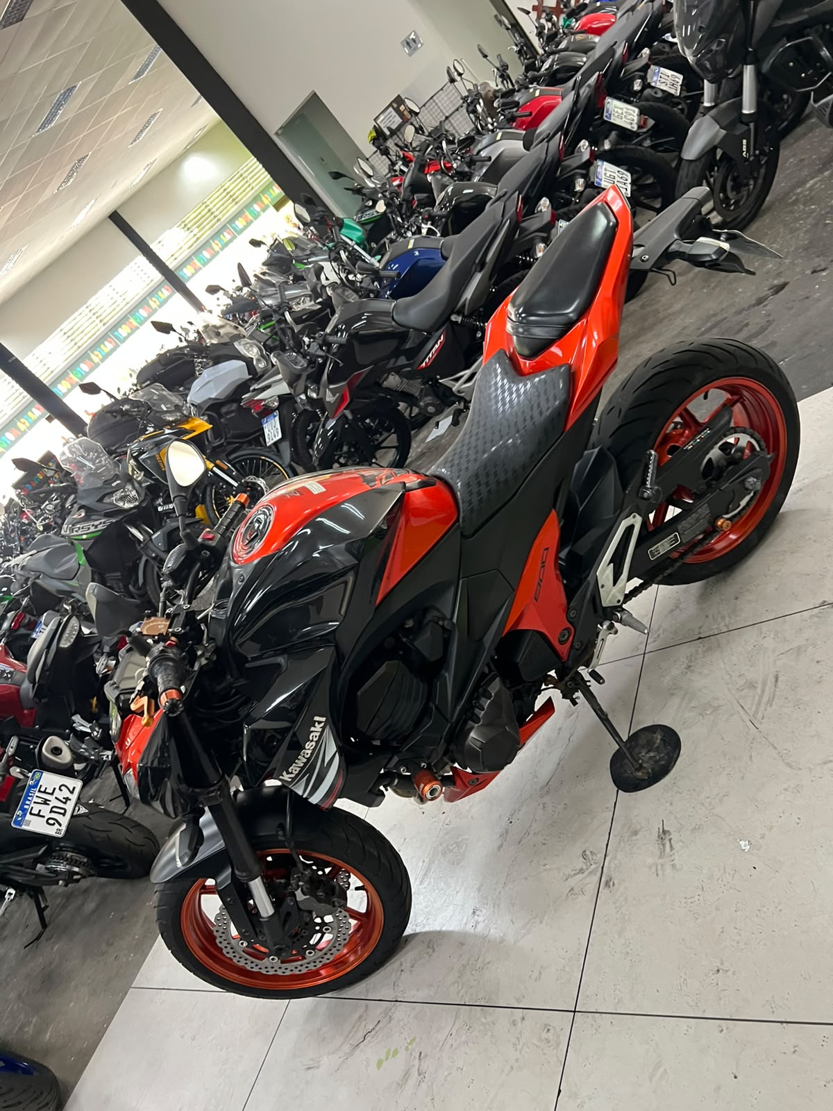 KAWASAKI Z800