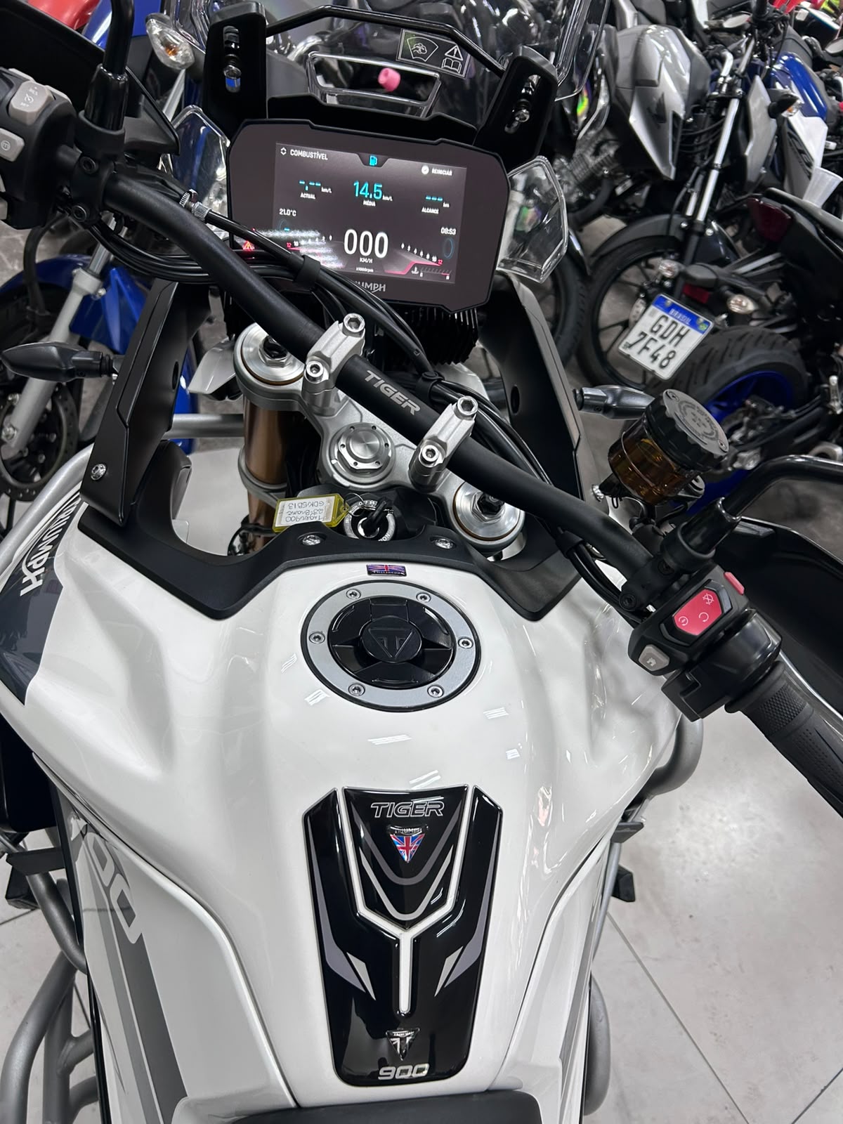 TRIUMPH TIGER 900 RALLY PRO