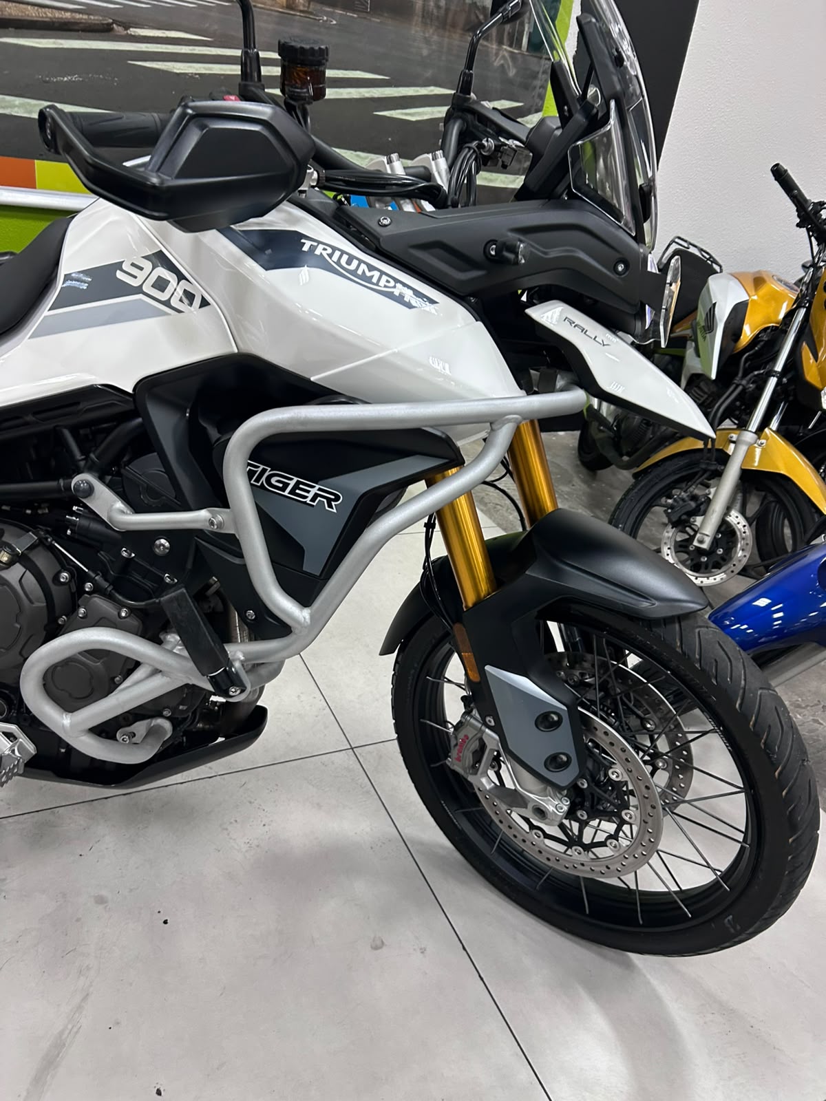 TRIUMPH TIGER 900 RALLY PRO