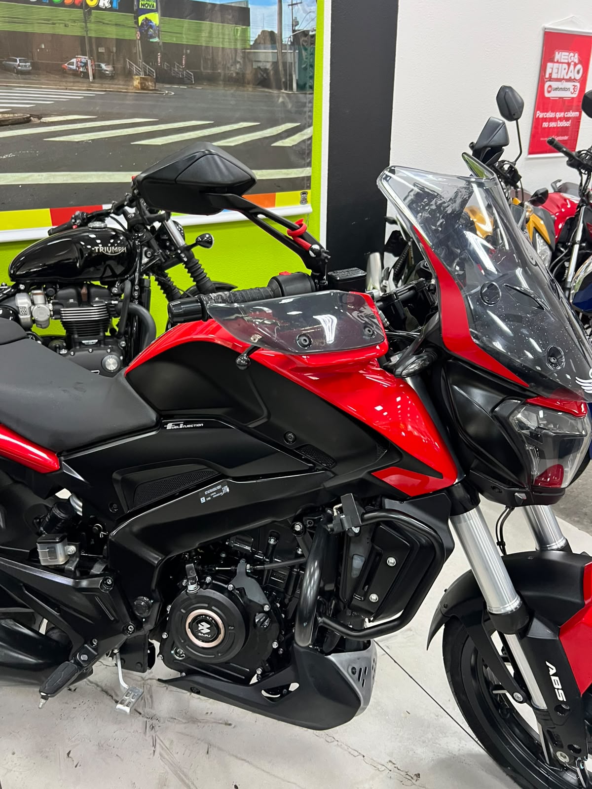 BAJAJ DOMINAR 400