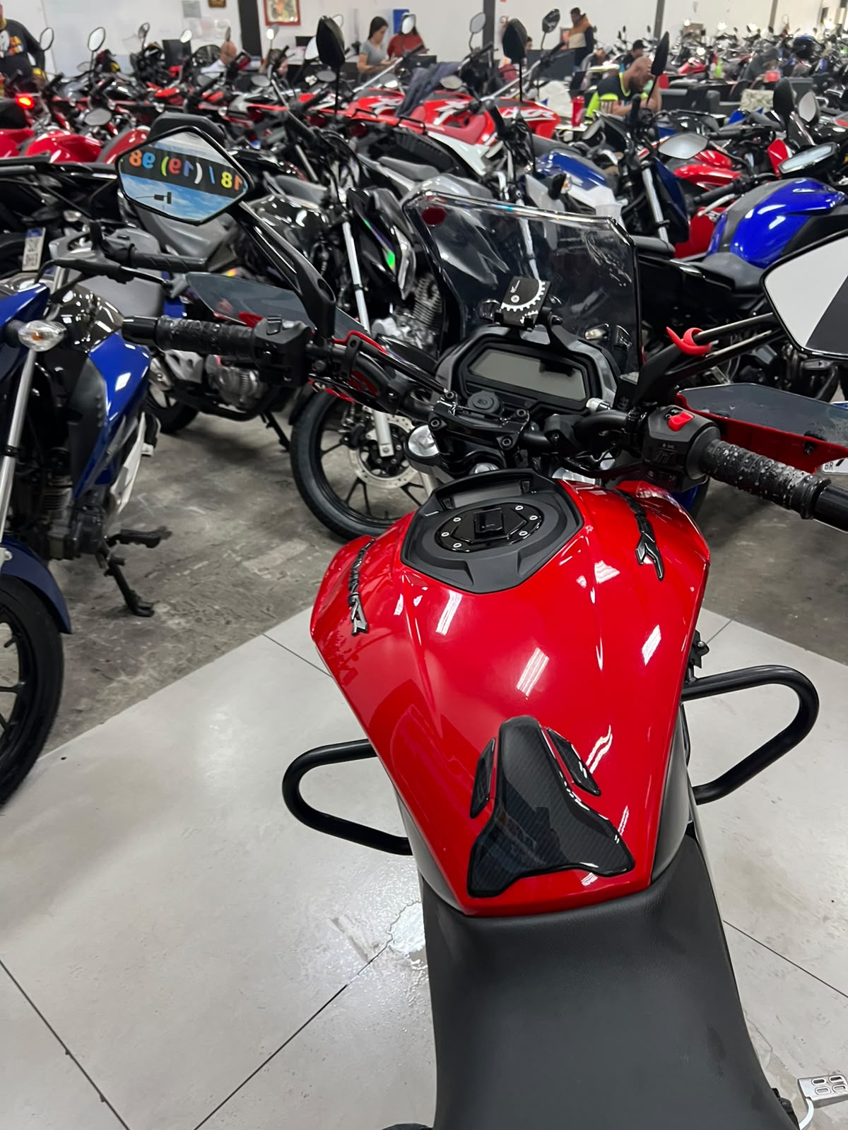 BAJAJ DOMINAR 400