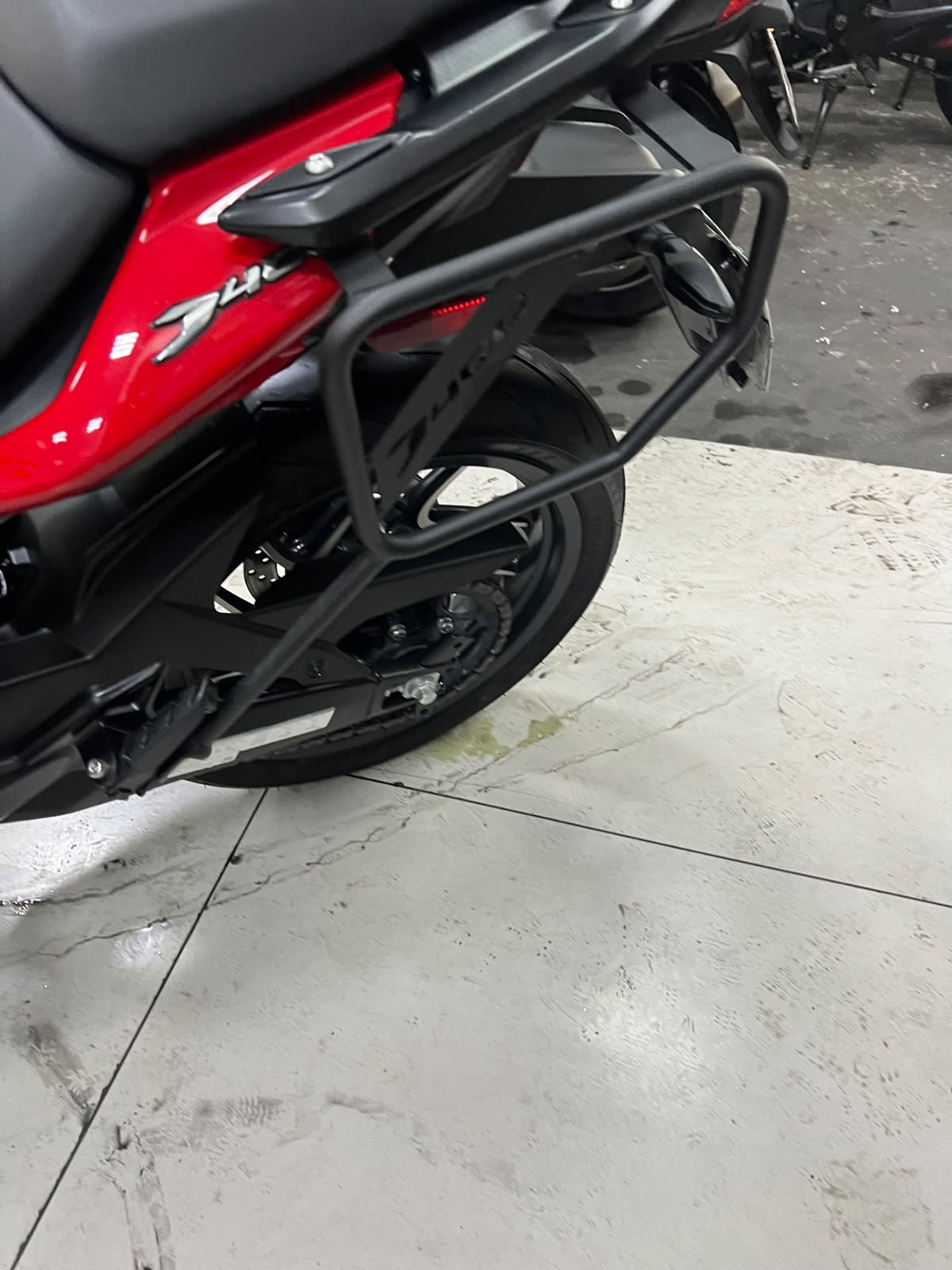 BAJAJ DOMINAR 400