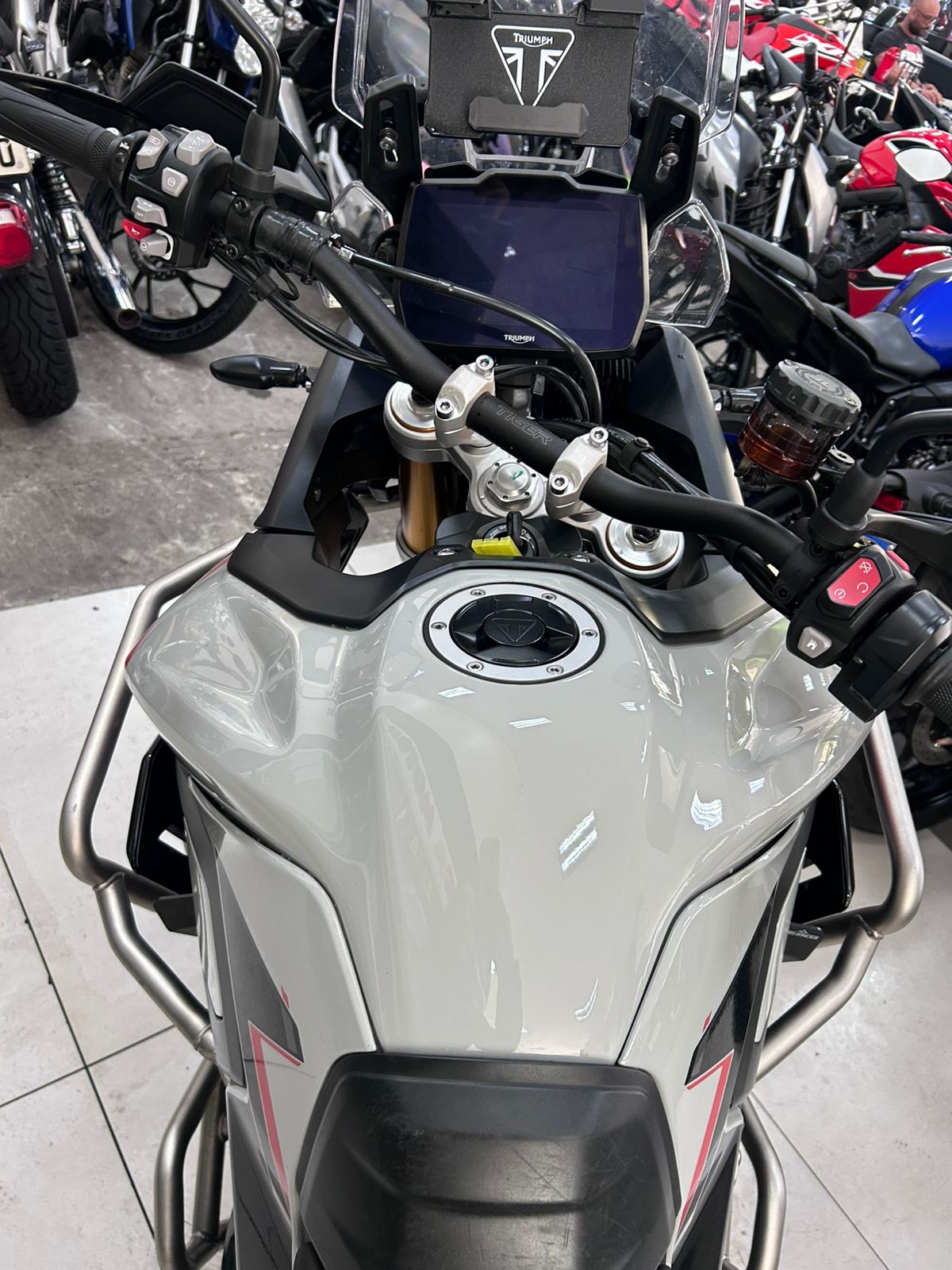 TRIUMPH TIGER 900 RALLY PRO